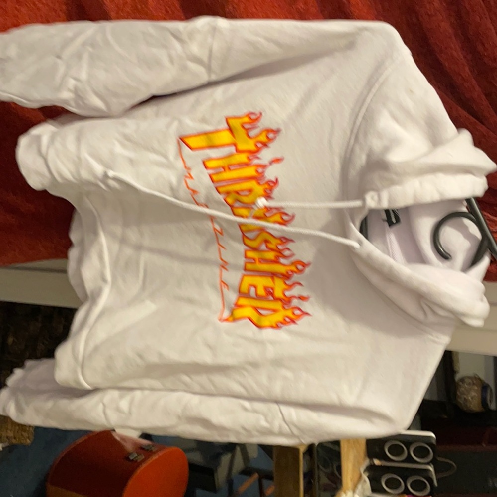Never been worn no tags size medium